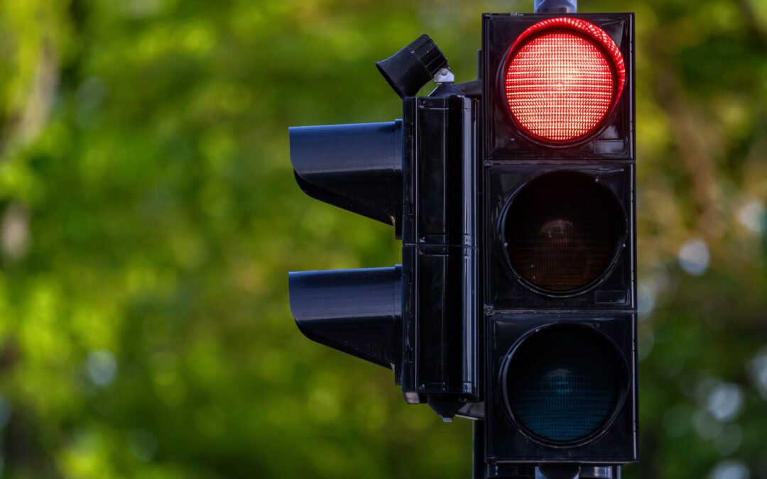 Stoplight at Lawrenceville intersection